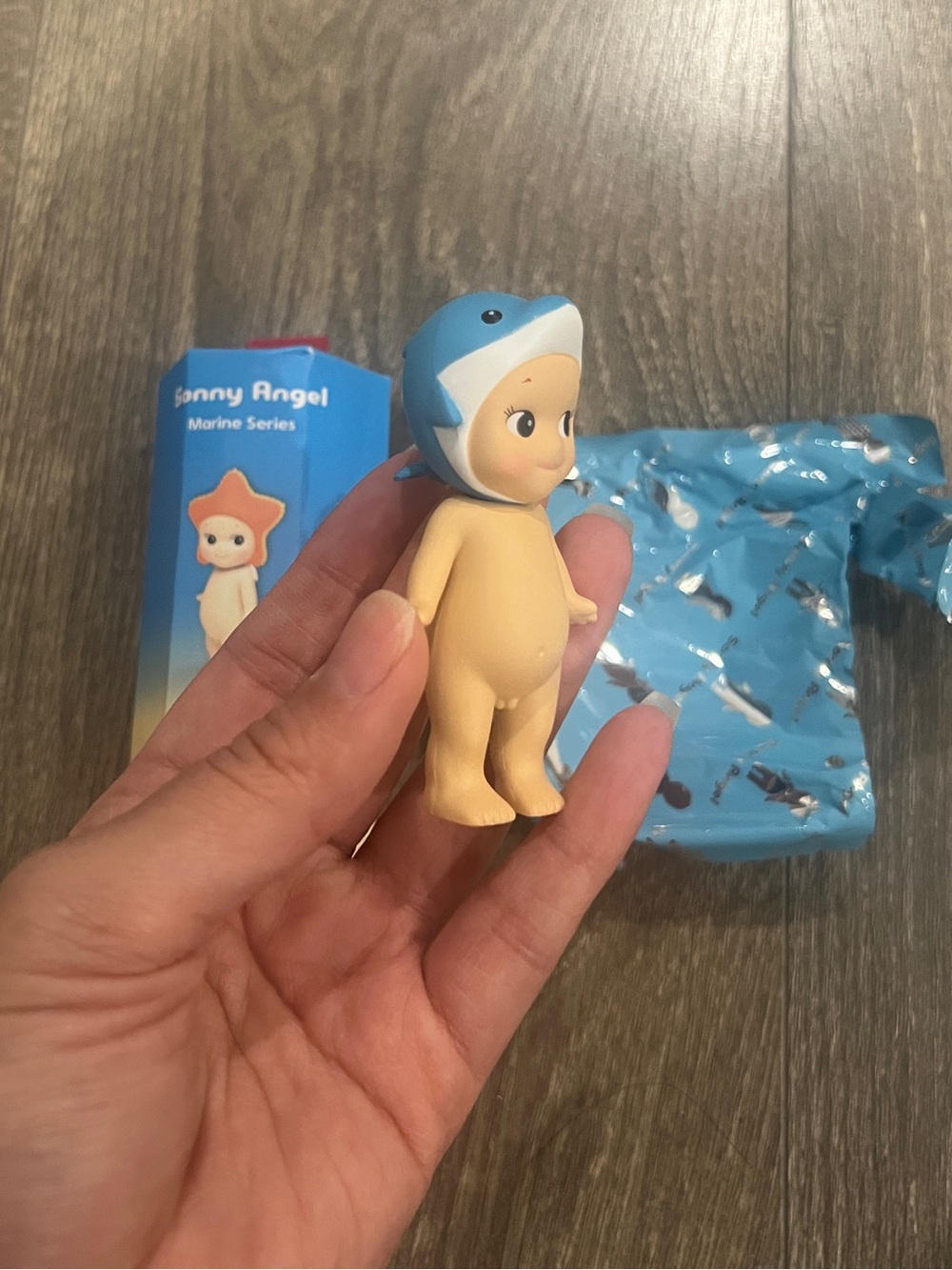 Brand NEW Sonny Angel marine Series Mini Figure - dolphin - Picture 2 of 4